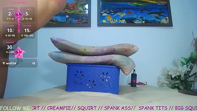 vegalaura   online show from 02-11-26, 12:10