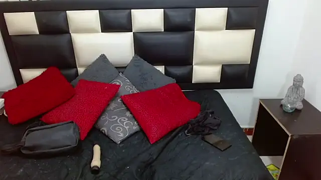 kiwii nasty online show from 11-09-25, 06:01