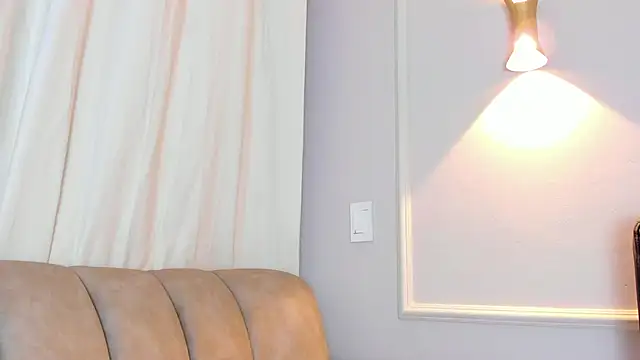 Snapshot of Lia_walton chatting on 09-13-25, 12:16 Lia walton online show from 09-13-25, 12:16