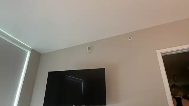 xoxoxjenn online show from 04-04-26, 08:04