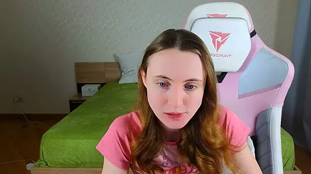 Cowell Adelina online show from 12-14-25, 09:26