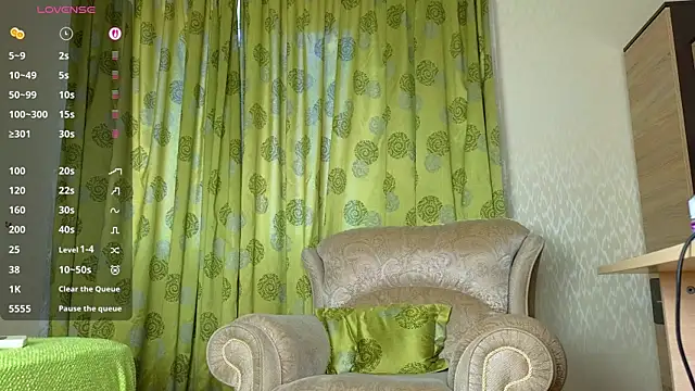 Snapshot of Cowell_Adelina chatting on 06-03-26, 02:07 Cowell Adelina online show from 06-03-26, 02:07