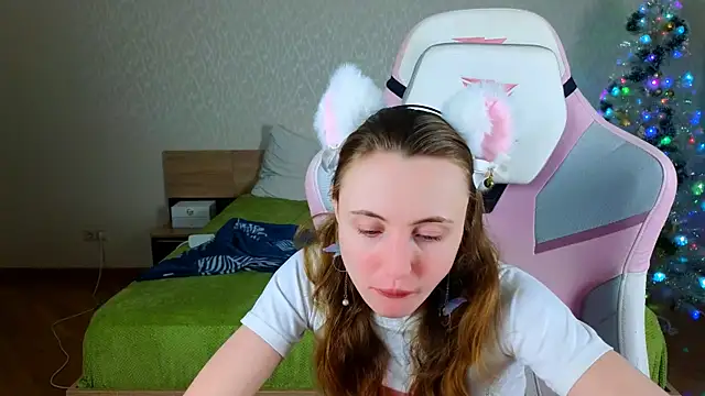 Cowell Adelina online show from 12-23-25, 09:30