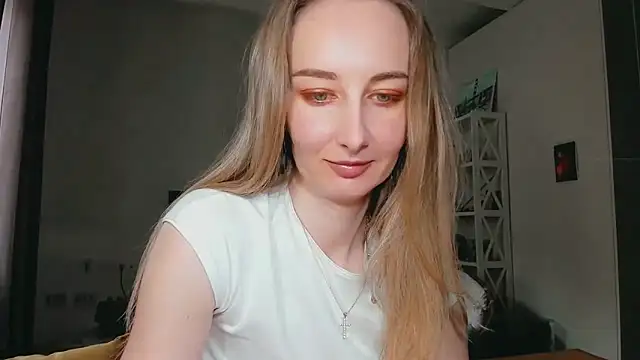 Maiami000 online show from 03-19-26, 01:55