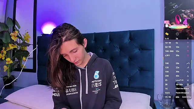 Feniix   online show from 09-21-25, 04:28