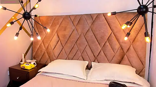 Feniix   online show from 04-18-26, 05:21