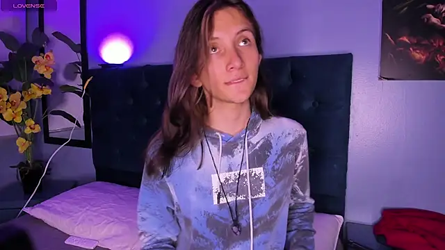 Feniix   online show from 10-03-25, 04:14