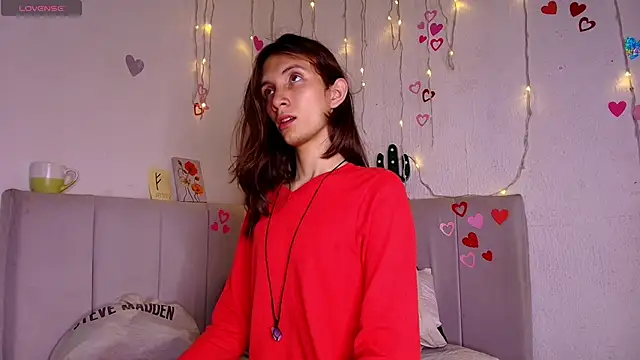 Feniix   online show from 10-22-25, 04:12