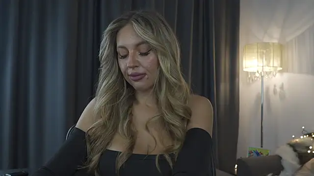 JoanneGG online show from 11-15-25, 01:53