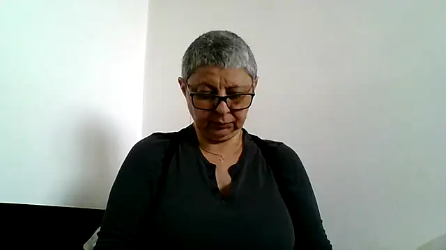 Snapshot of roseblak42 chatting on 04-30-26, 09:38 roseblak42 online show from 04-30-26, 09:38