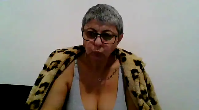 Snapshot of roseblak42 chatting on 03-03-25, 06:56 roseblak42 online show from 03-03-25, 06:56