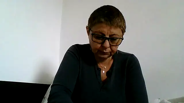 Snapshot of roseblak42 chatting on 10-01-25, 11:58 roseblak42 online show from 10-01-25, 11:58