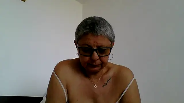 roseblak42 online show from 07-14-26, 01:39