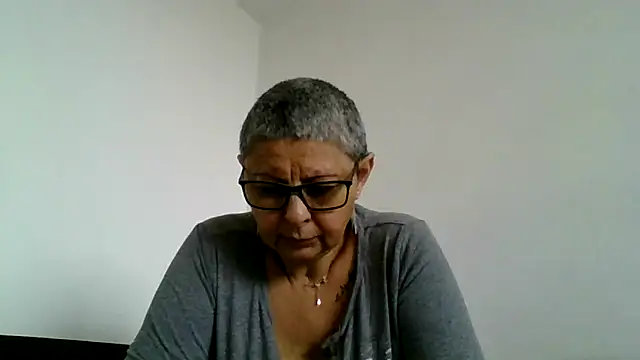 roseblak42 online show from 12-01-25, 11:55