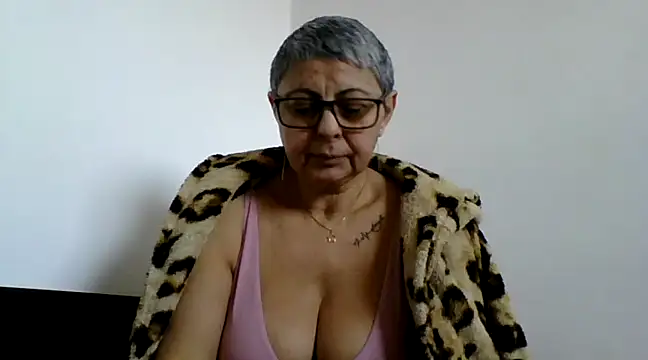 Snapshot of roseblak42 chatting on 02-22-25, 09:56 roseblak42 online show from 02-22-25, 09:56