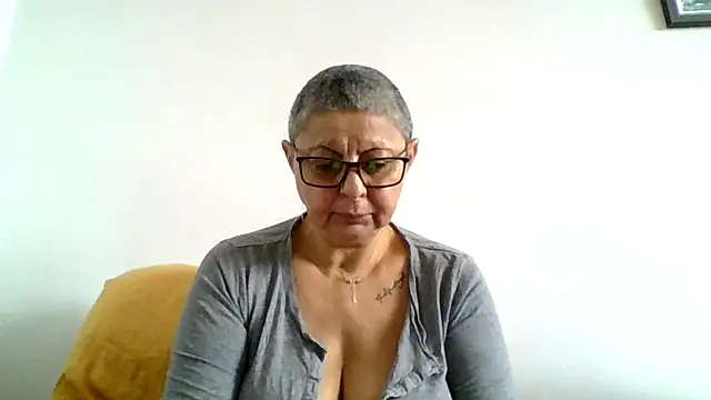 roseblak42 online show from 11-20-25, 09:10