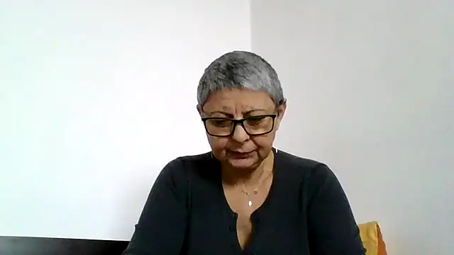 roseblak42 online show from 12-20-25, 10:29