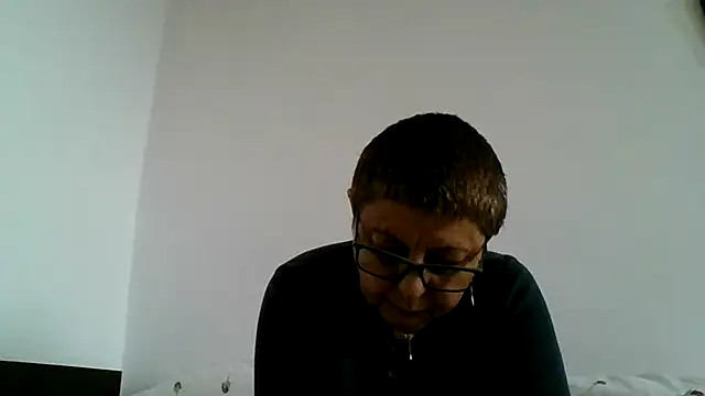 Snapshot of roseblak42 chatting on 10-02-25, 12:41 roseblak42 online show from 10-02-25, 12:41