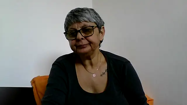 roseblak42 online show from 03-25-26, 10:14