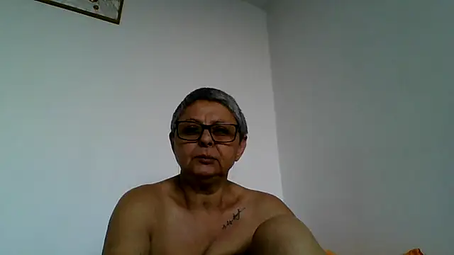 roseblak42 online show from 07-25-26, 05:08