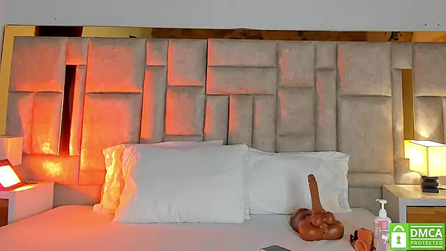 Miss Abigail  online show from 03-10-26, 01:04