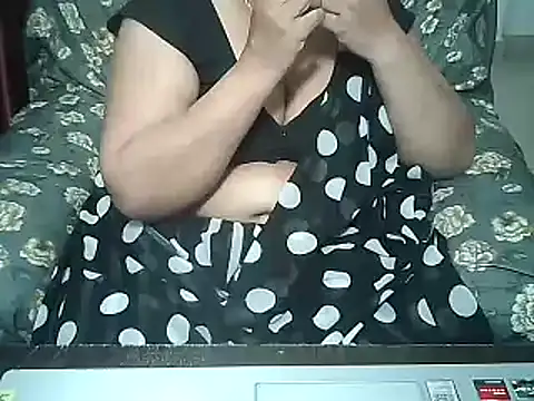 Snapshot of Punambhabisexy chatting on 03-22-25, 03:09 Punambhabisexy online show from 03-22-25, 03:09