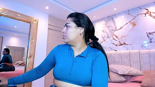 kiana cream online show from 03-23-26, 11:32