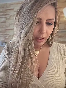  Abril-Office1 online show from 10-06-25, 05:57