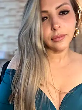  Abril-Office1 online show from 09-11-25, 02:50