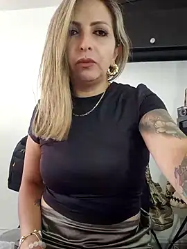  Abril-Office1 online show from 03-10-25, 07:50