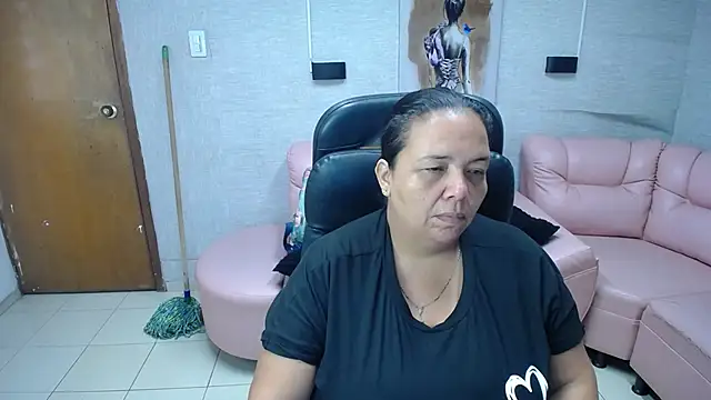 Penelope Nipples  online show from 11-25-25, 11:43