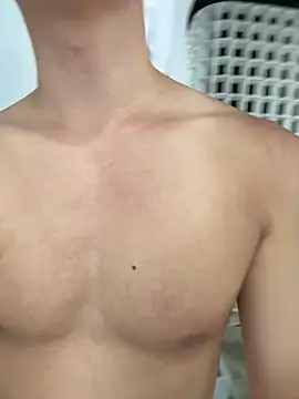 Snapshot of EricGAYSEX chatting on 06-19-26, 03:40 EricGAYSEX online show from 06-19-26, 03:40