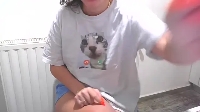 LovelyJulliette online show from 01-08-26, 02:45