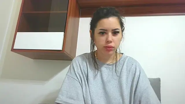 LovelyJulliette online show from 03-17-26, 01:36