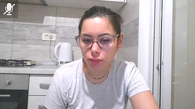 LovelyJulliette online show from 11-23-25, 02:27