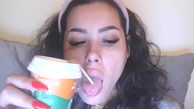 LovelyJulliette online show from 02-05-26, 03:19