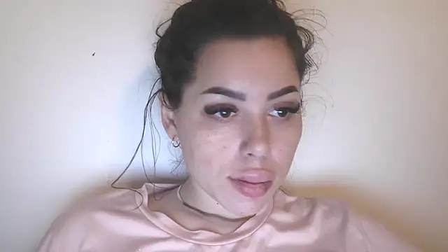 LovelyJulliette online show from 02-11-26, 06:19