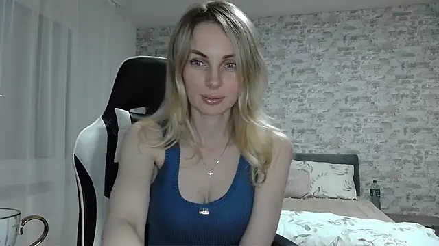 AlissonBia online show from 05-16-26, 08:52