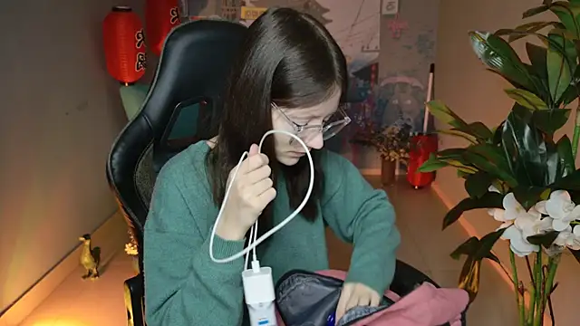 Snapshot of VeliraBraitberg chatting on 02-01-25, 05:07 VeliraBraitberg online show from 02-01-25, 05:07