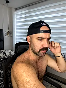 ADONIS ART01 online show from 10-30-25, 05:21