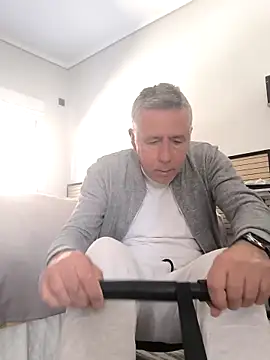 fransexdol online show from 04-12-26, 10:51