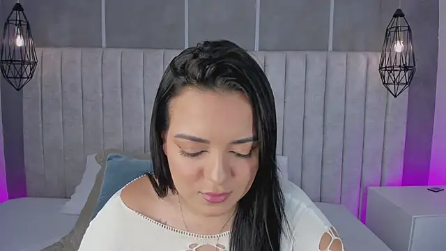 lea gray online show from 02-19-26, 06:49