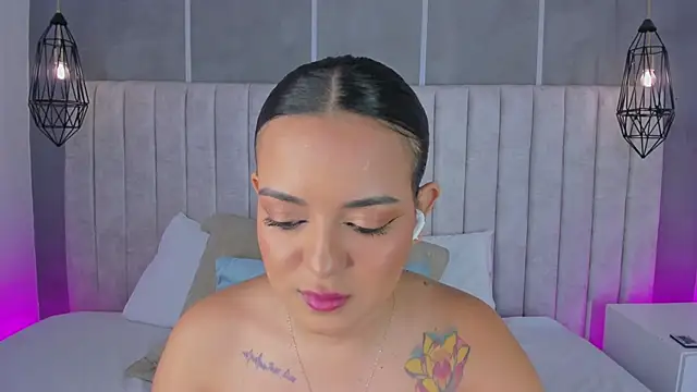 lea gray online show from 03-12-26, 06:56