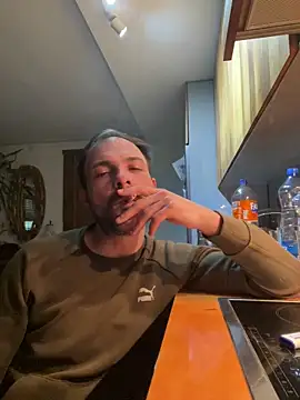 Adventurehotman online show from 02-28-25, 11:12