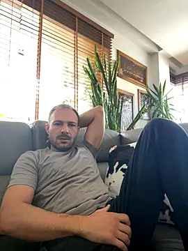 Adventurehotman online show from 10-01-25, 08:30