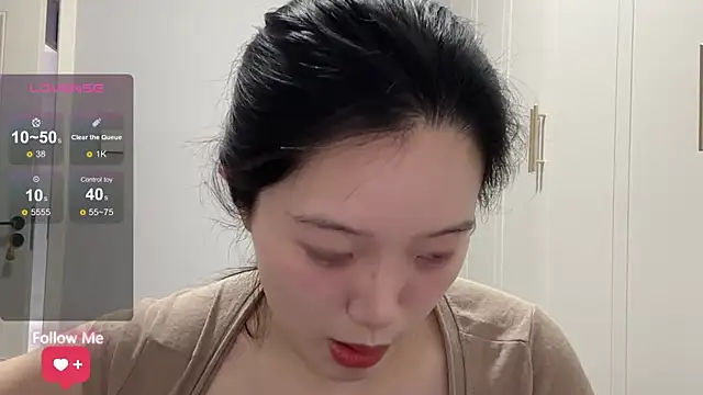 Snapshot of rose-u chatting on 03-24-26, 01:16 rose-u online show from 03-24-26, 01:16