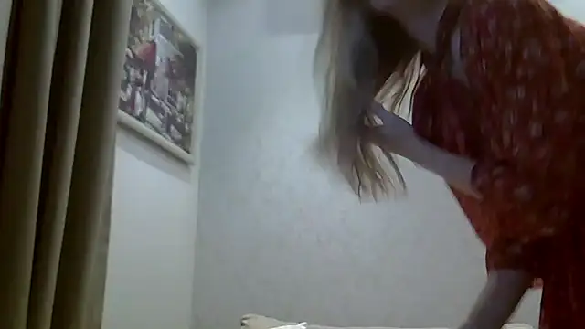 ZarinaSwift online show from 10-07-25, 04:24