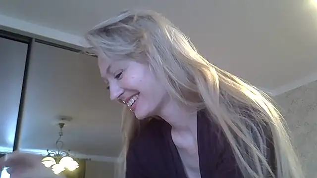 ZarinaSwift online show from 03-22-26, 05:10