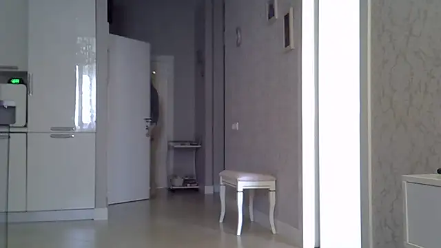 ZarinaSwift online show from 04-21-26, 04:41