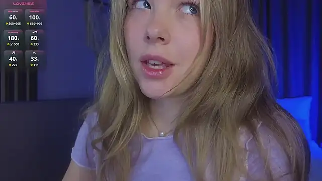 Snapshot of milly_shy chatting on 01-16-26, 06:39 milly shy online show from 01-16-26, 06:39